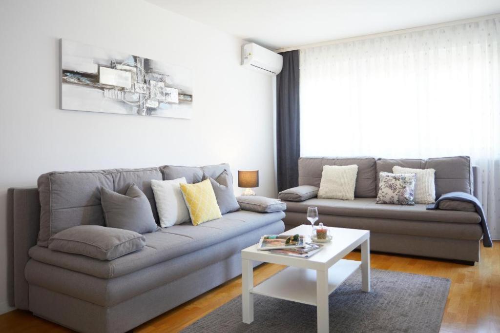 Apartment Madral Zagreb Extérieur photo