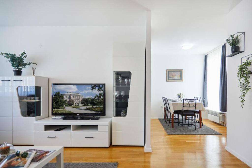 Apartment Madral Zagreb Extérieur photo